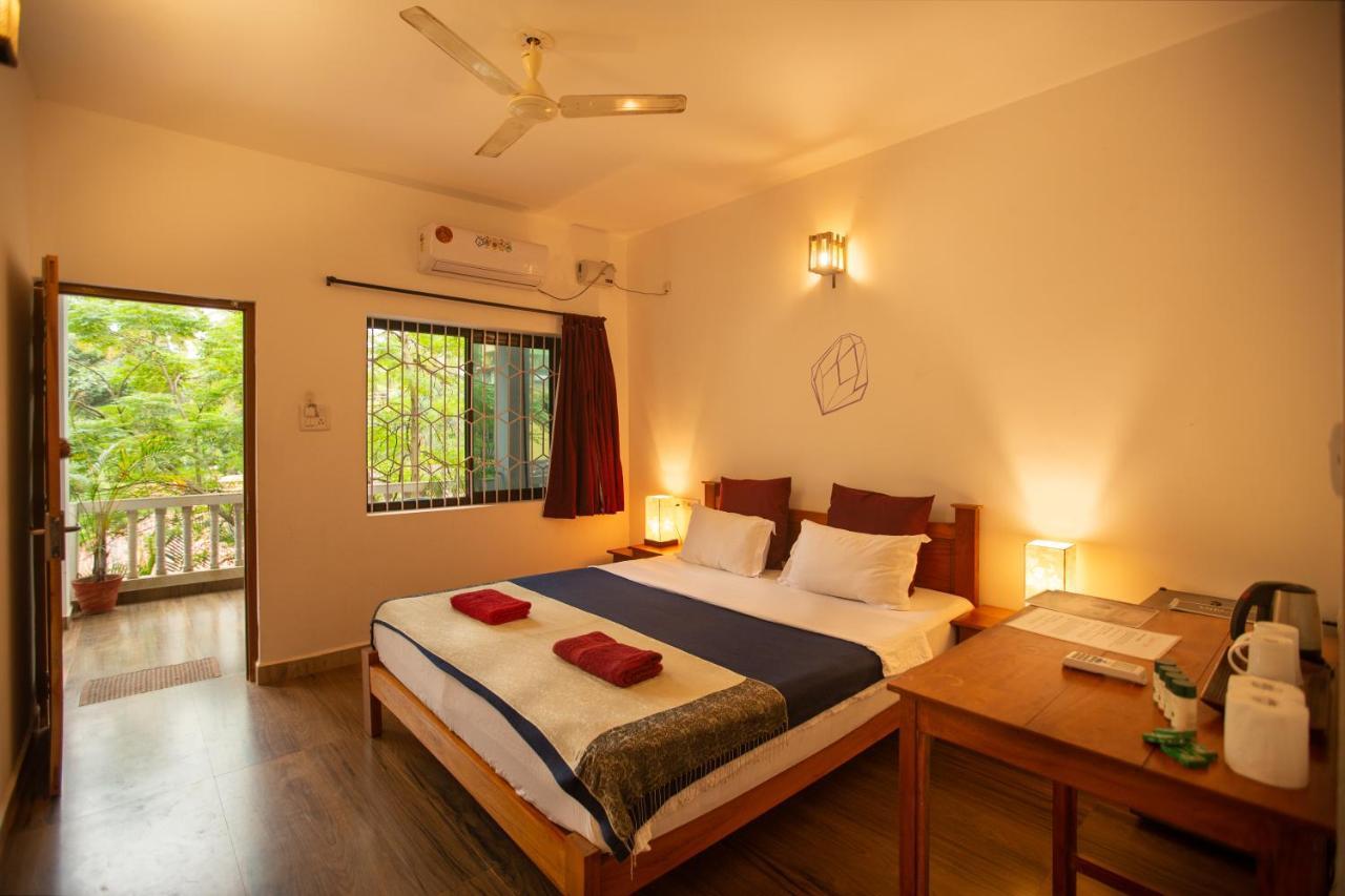 Bed & Breakfast Crystall Goa